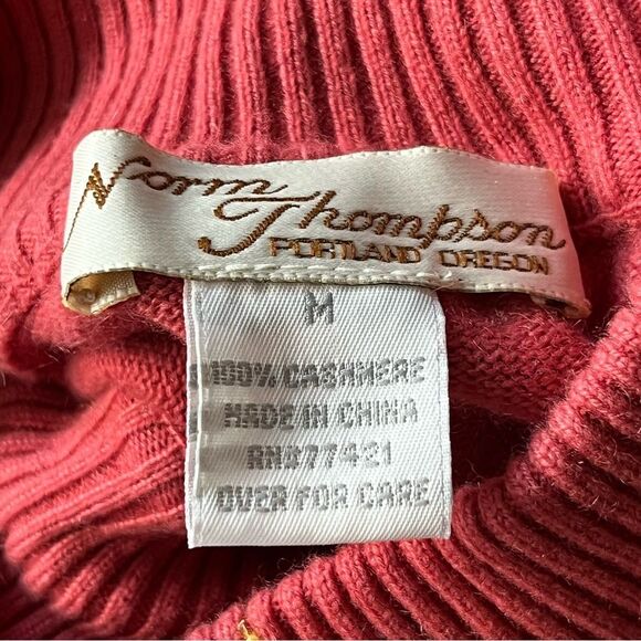Norm Thompson Portland Oregon Vintage Cashmere Pink Sweater - Picture 5 of 6
